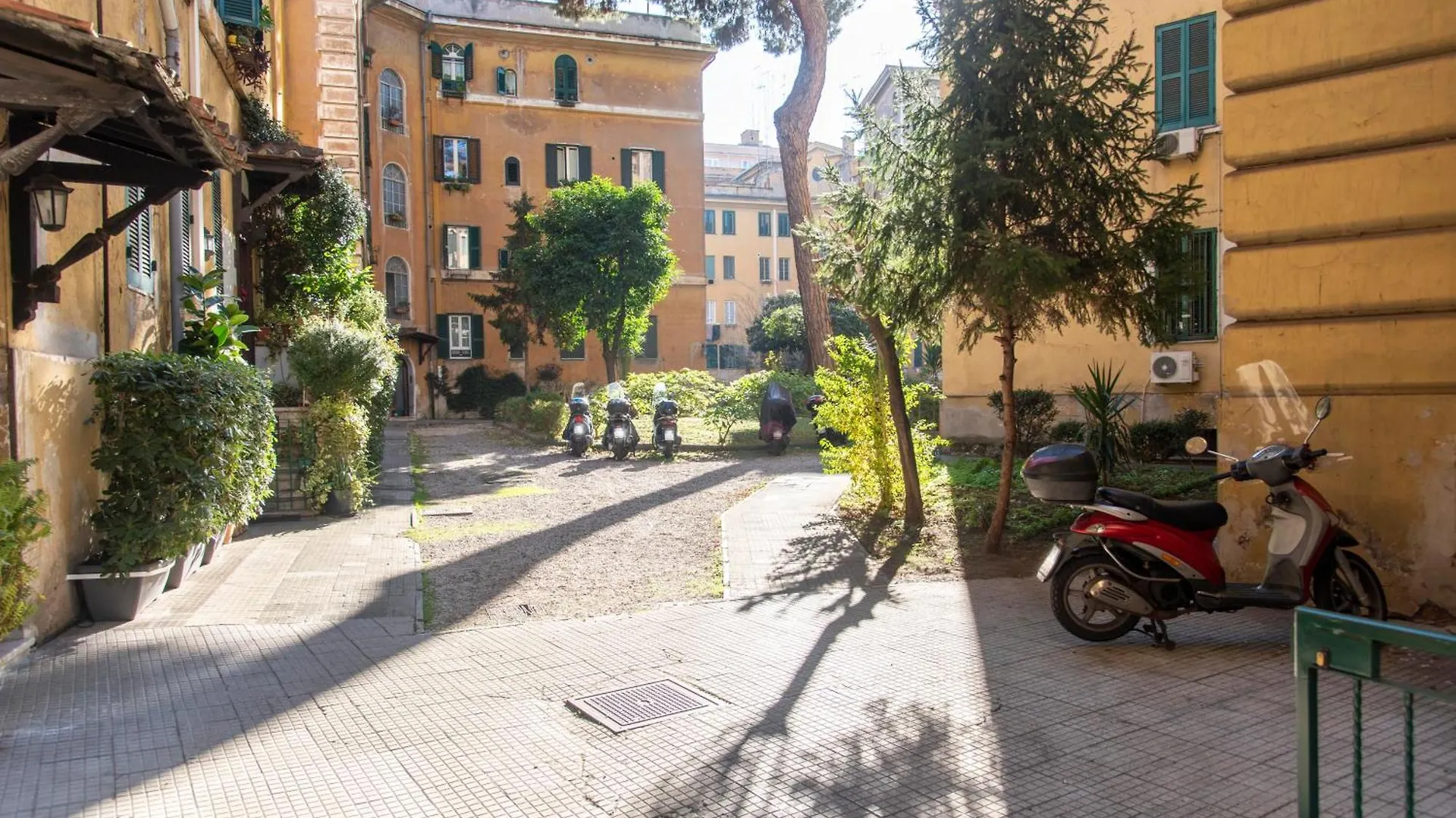 Domus Magnagrecia Apartment Rome